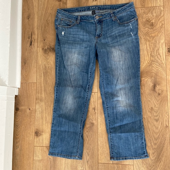Apt9 Straight Leg jeans. Size 12 - Picture 1 of 6